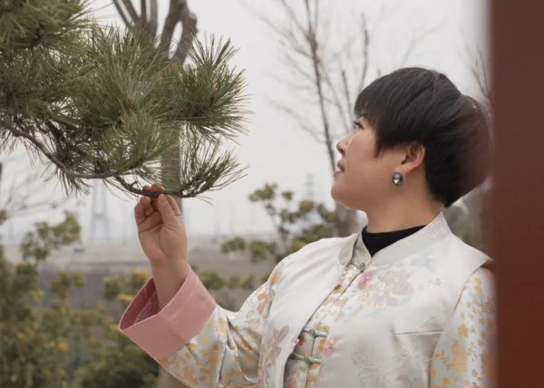 杨跃芬：走出凉山艾火传，被照亮的人成为火种